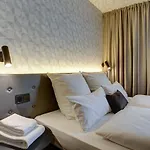 Vienna House Easy By Wyndham فندق 3*