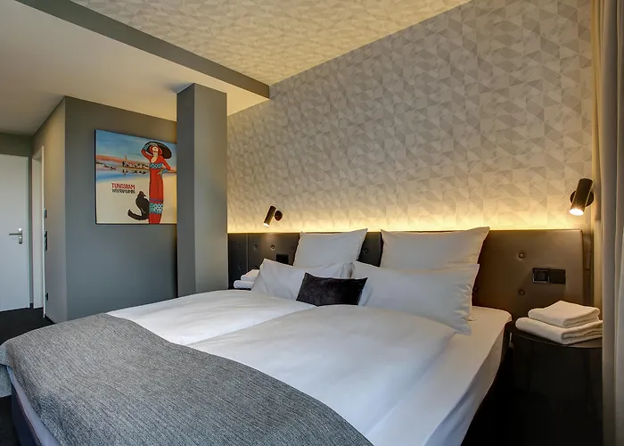 Hotel Vienna House Easy By Wyndham 3*