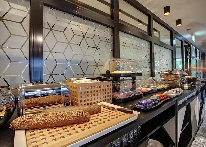 Vienna House Easy By Wyndham Hotel