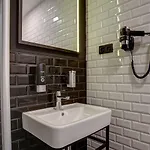 Vienna House Easy By Wyndham 3*