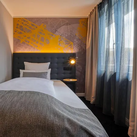 酒店 Vienna House Easy By Wyndham 3*