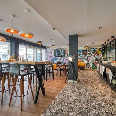 酒店 Vienna House Easy By Wyndham 3*