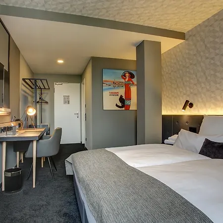Vienna House Easy By Wyndham Hotel 3*