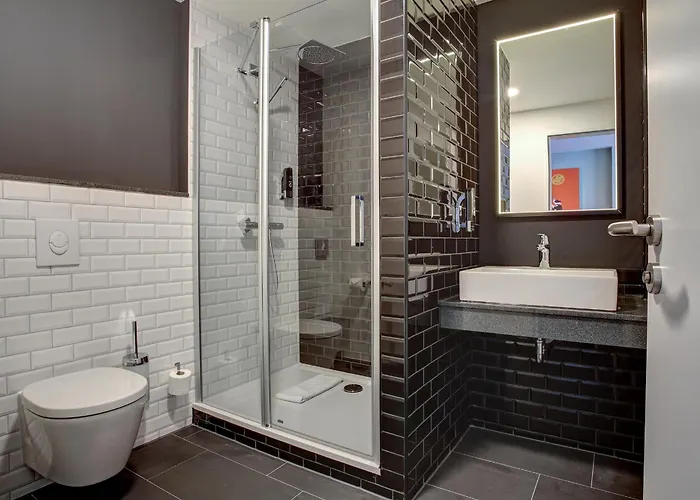 Vienna House Easy By Wyndham 3*