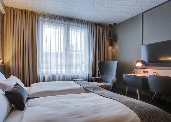 Vienna House Easy By Wyndham 酒店