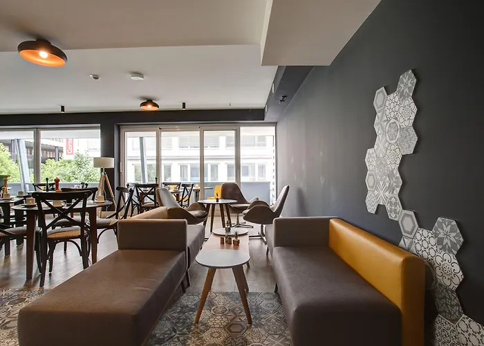 Vienna House Easy By Wyndham 酒店