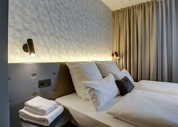 Vienna House Easy By Wyndham 酒店 3*